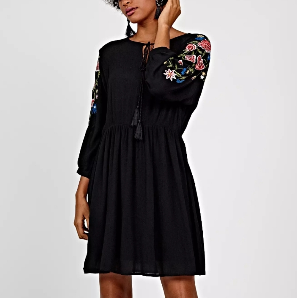 Zara Black Tassel Front Embroidered Mini Dress in‎ Black Size Medium